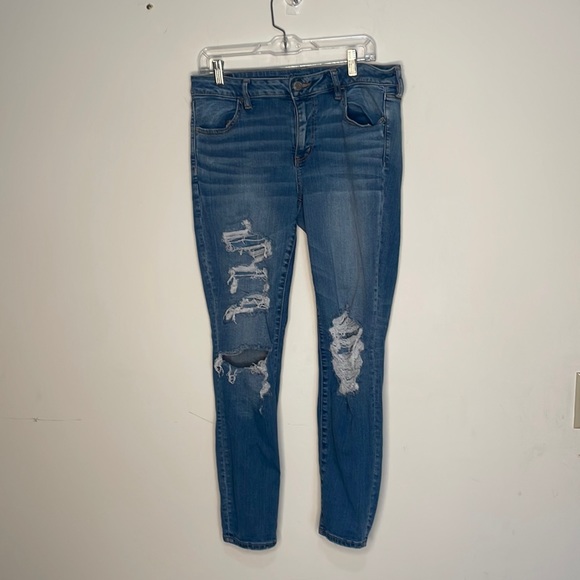 American Eagle Outfitters Denim - AE distressed next level stretch size 16 jeans